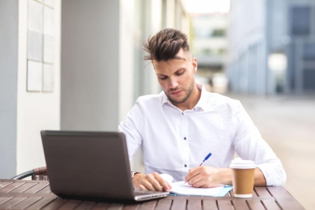 Résultats apprentissage analyse critique